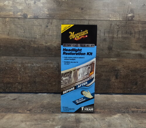 Meguiar's Perfect Clarity Headlight Restoration Kit (118ml Cleaner/118ml Coating/2 Pads)